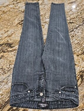 RAW BLUE Y2K Women's Black Pinstripe Women’s Jeans.Size 3/4 Inseam 29" Rise 6"